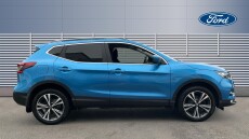 Nissan Qashqai 1.6 DiG-T N-Connecta 5dr Petrol Hatchback